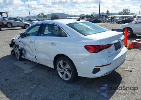 2023 Audi A3 Premium Plus 40 Tfsi Quattro S Tronic z USA, uszkodzony, nr VIN WAUHUDGY6PA061428